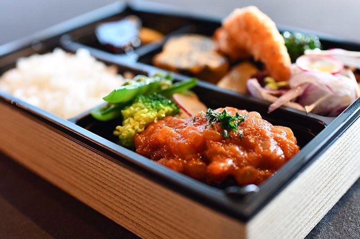 洋食松花堂弁当