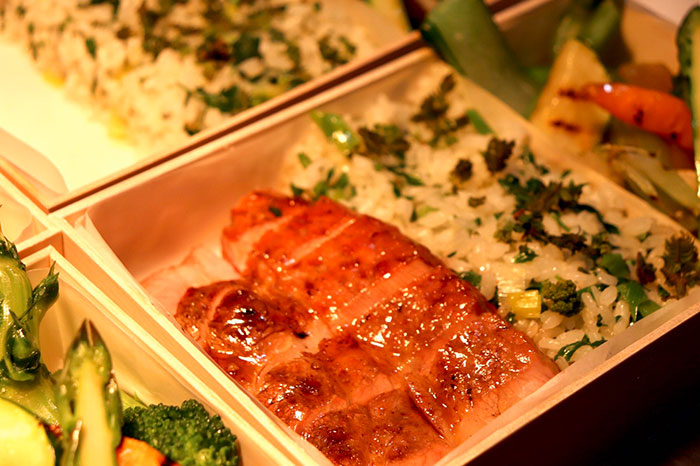 梅山豚窯焼き弁当