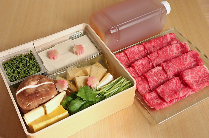 春の鍋 花山椒と牛ロース